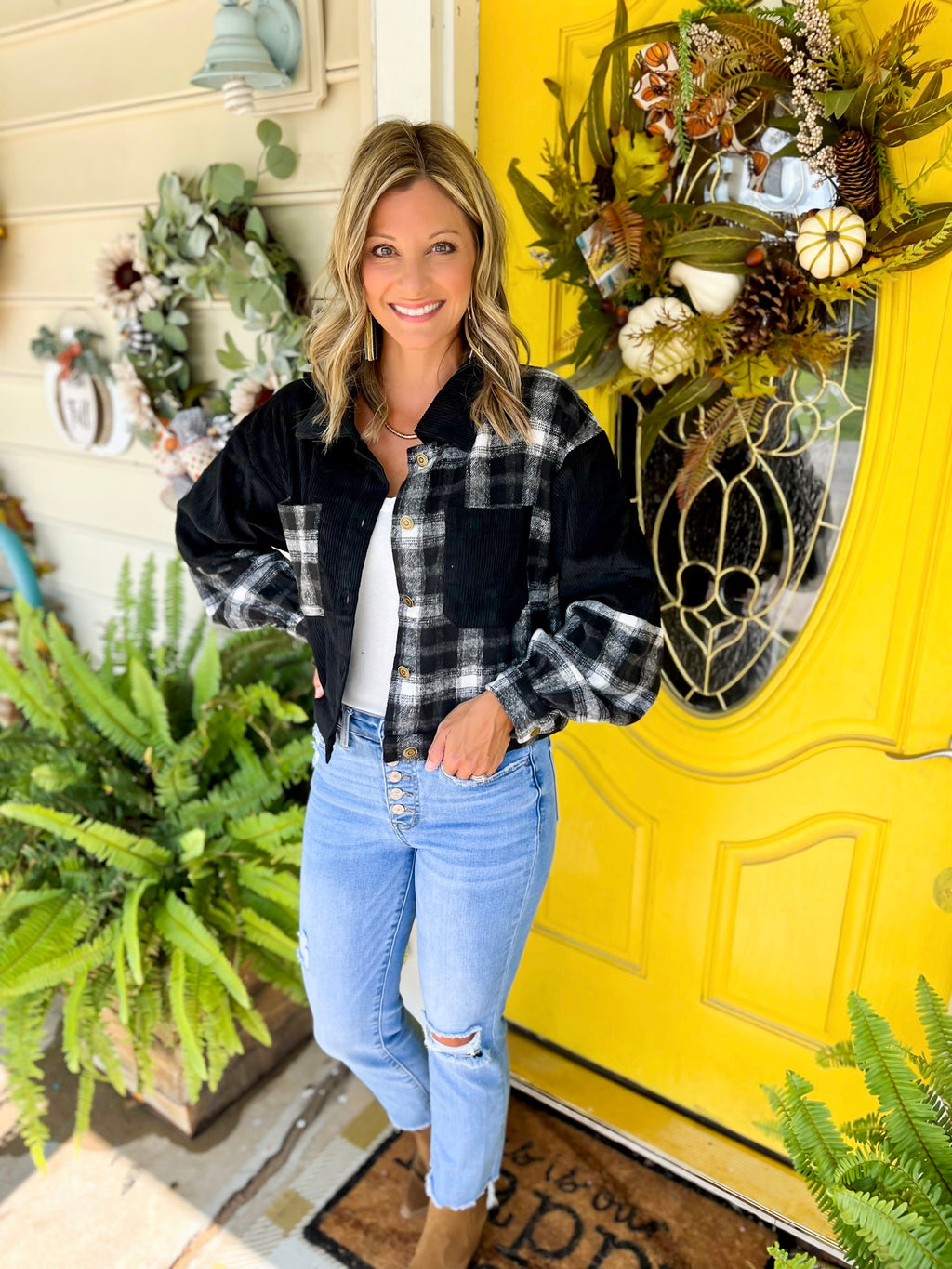 Cropped Shacket in Black